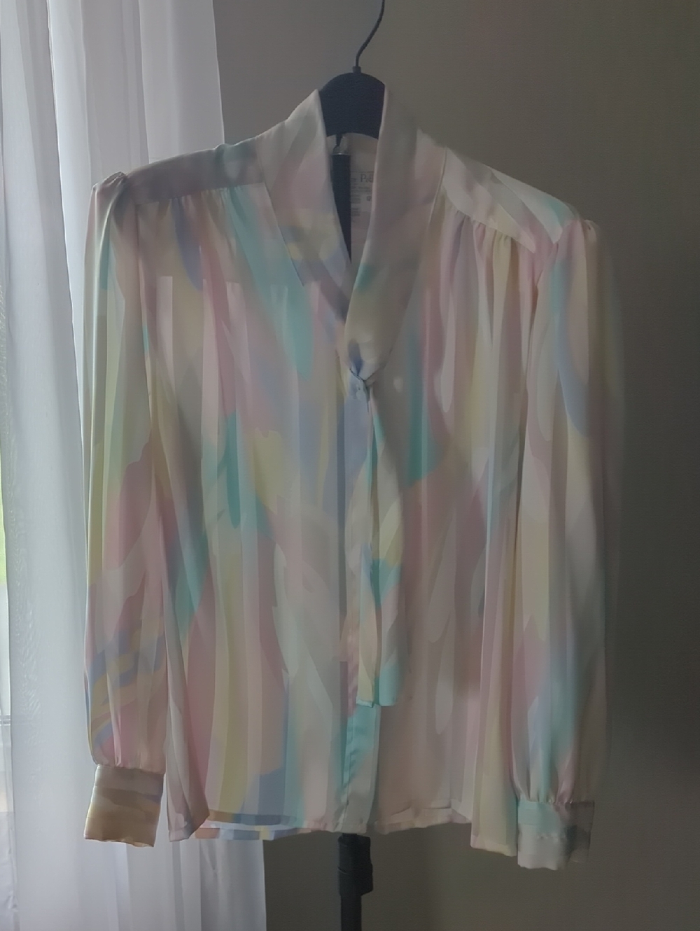 Vintage La Chine Petities Galinda Wang Pastel Tie-Neck Blouse Multicolor Top